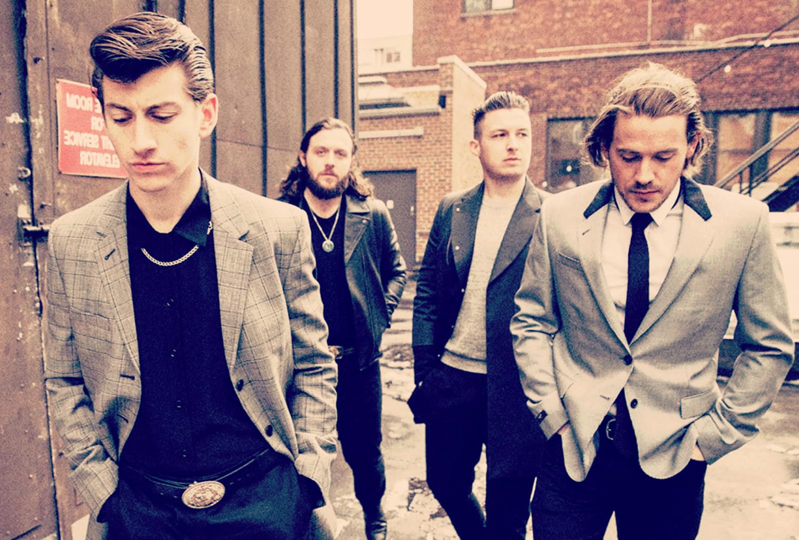 Arctic Monkeys y el refresh de su imagotipo